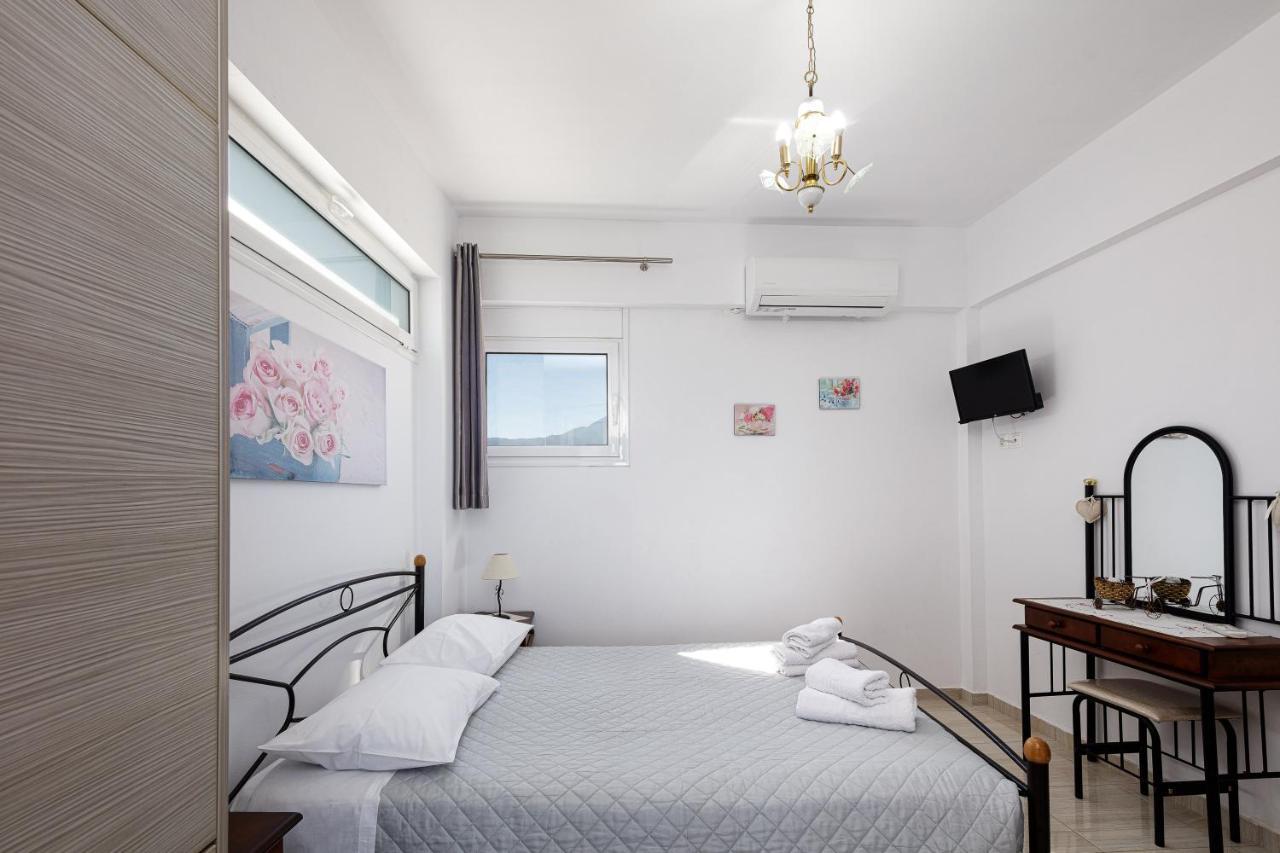 Vourvahis Seaview Apartments Karotí Eksteriør billede